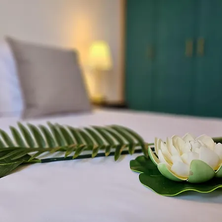 Aphrodites Pearl Luxury 3 Bed Apartment *