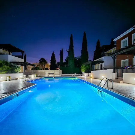 Apartment Aphrodites Pearl Luxury 3 Bed *