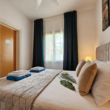 Aphrodites Pearl Luxury 3 Bed Apartment Paphos