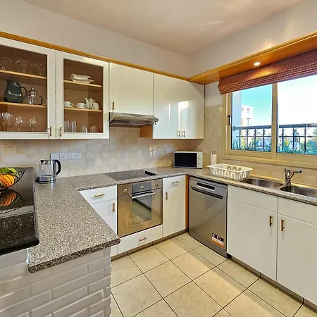 Apartment Aphrodites Pearl Luxury 3 Bed